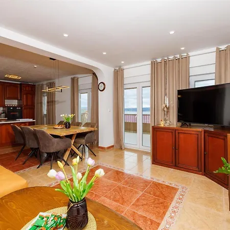 Апартаменты San - Crikvenica *